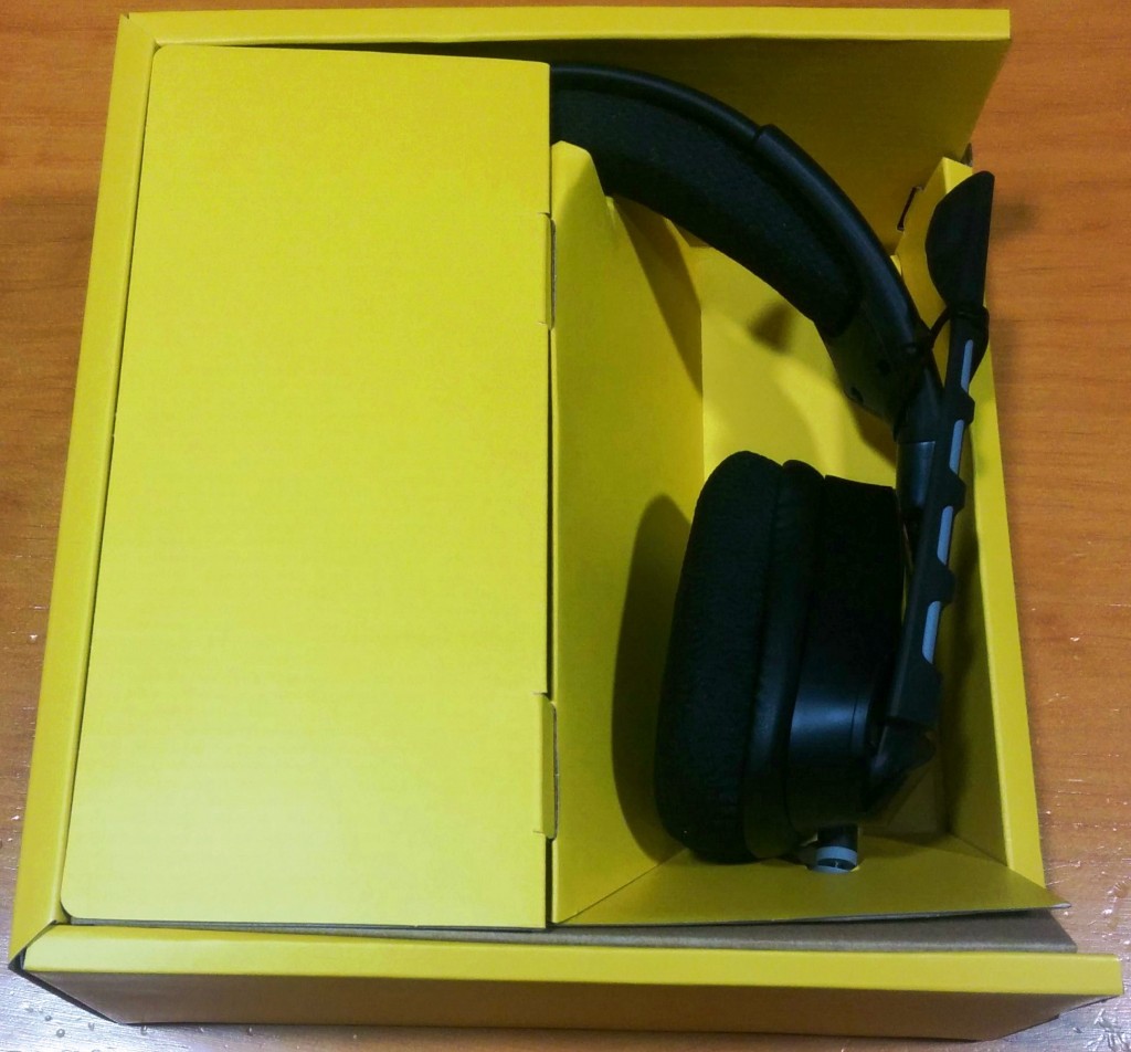 Corsair-VOID-RGB-USB-Dolby-71-8