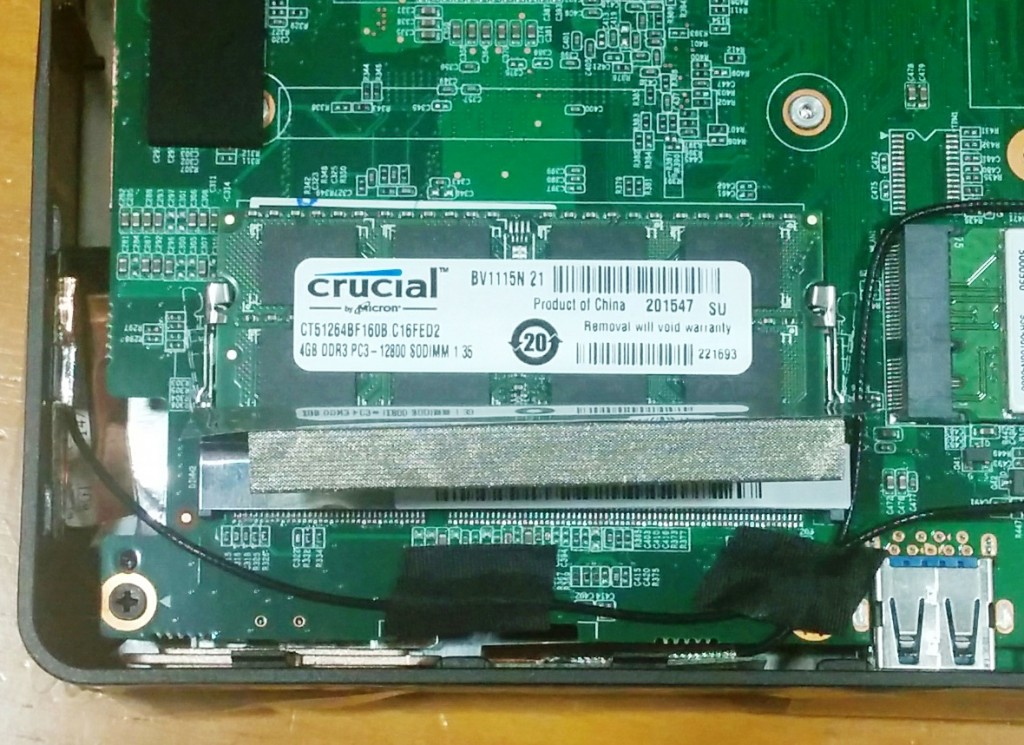 Shuttle-XPC-Nano-NC01U-11