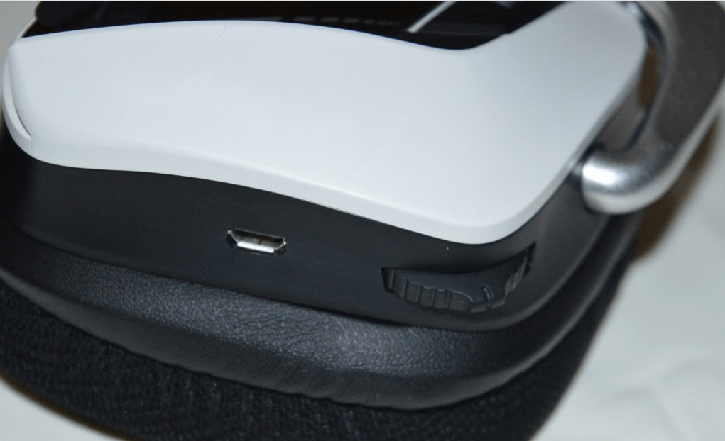 VOID RGB Wireless 15