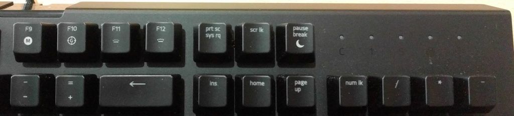 Razer Blackwidows X Chroma 11