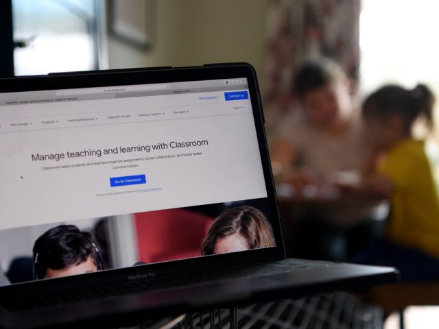 ¿Cómo descargar Google Classroom 1.0?