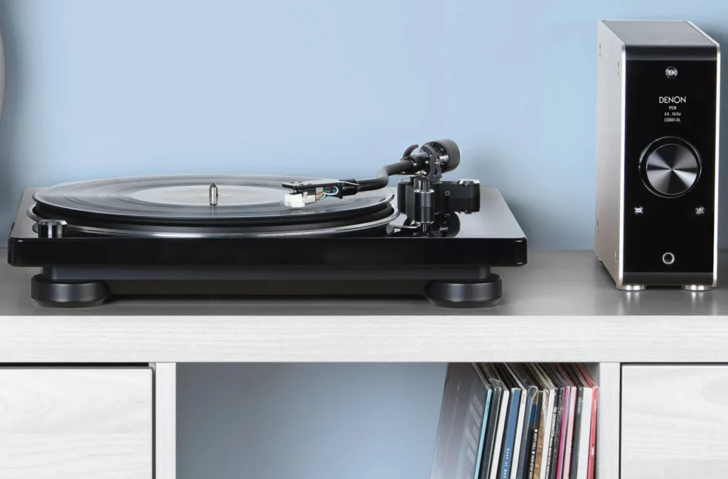 Regalos Día del Padre: Denon propone tocadiscos automáticos y calidad analógica